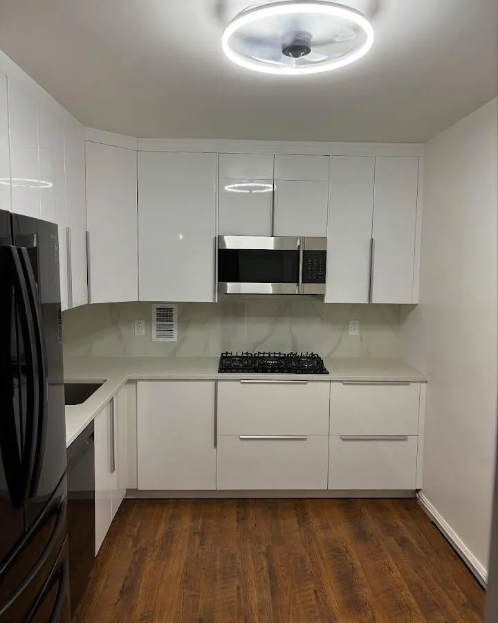 Renovated kitchen with quartz countertops in Arlington